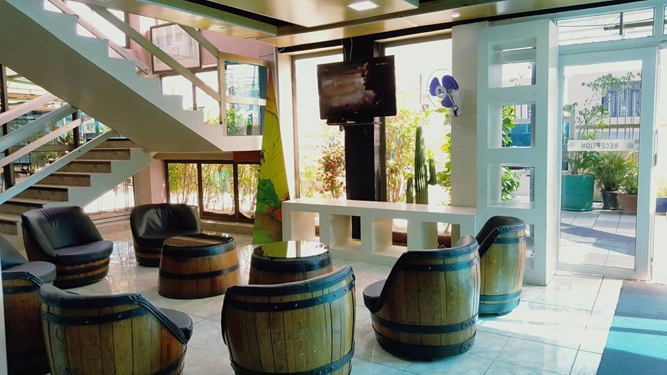 Mountview Tourist Residence كواتر بورنيه المظهر الخارجي الصورة